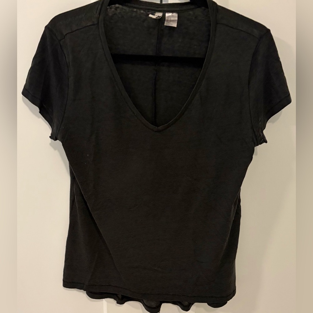 H&M Women's Black V-Neck Short Sleeve Tee